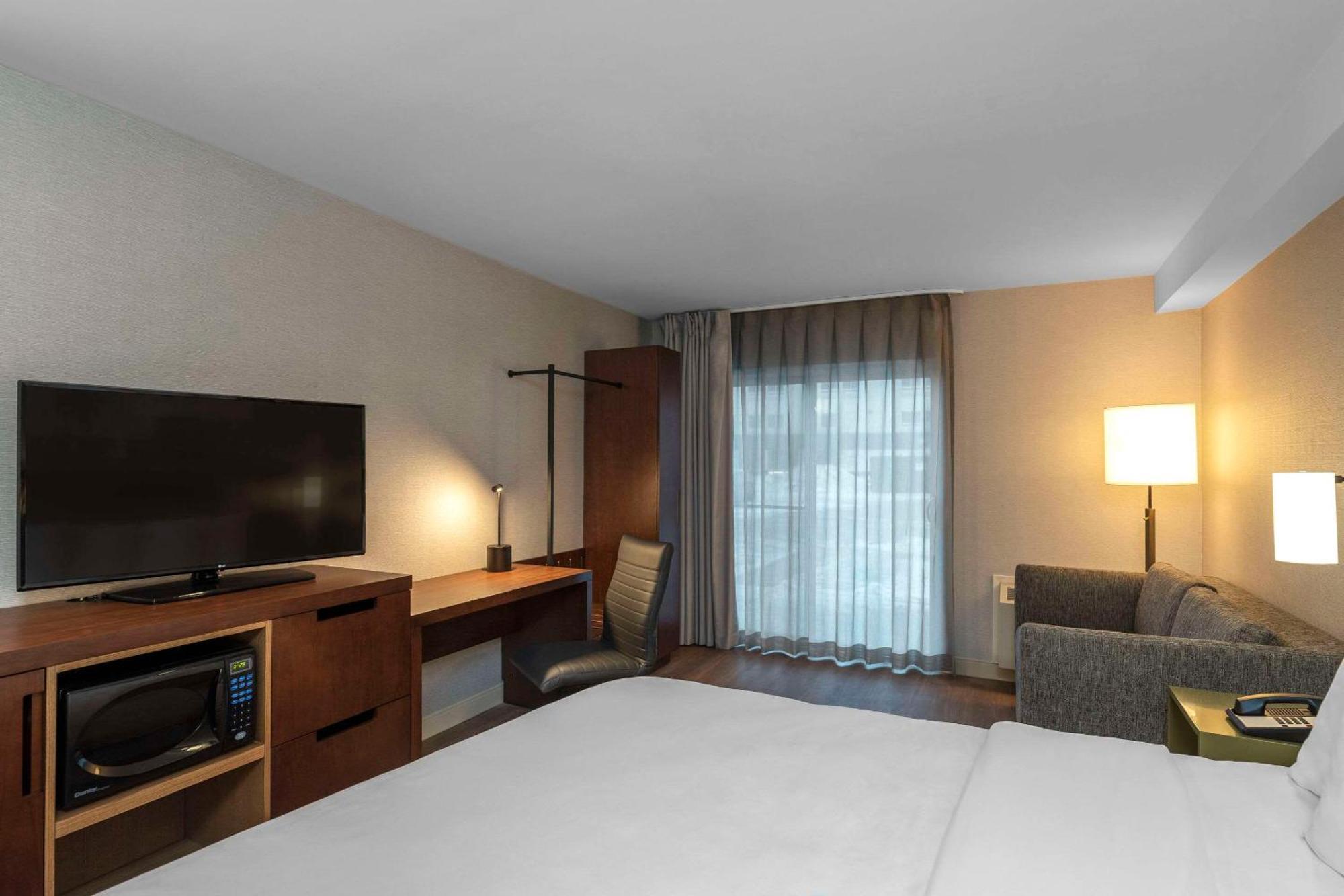 Comfort Inn Sudbury Bagian luar foto