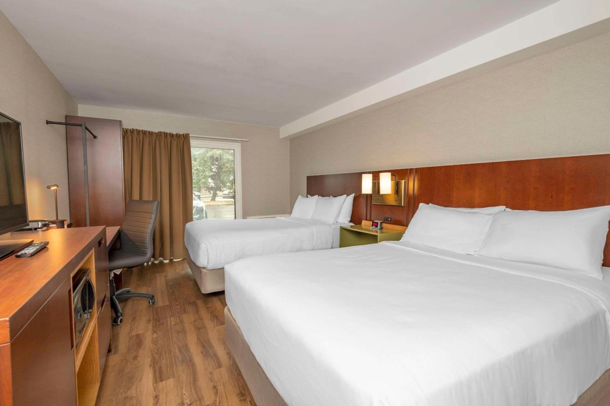 Comfort Inn Sudbury Bagian luar foto
