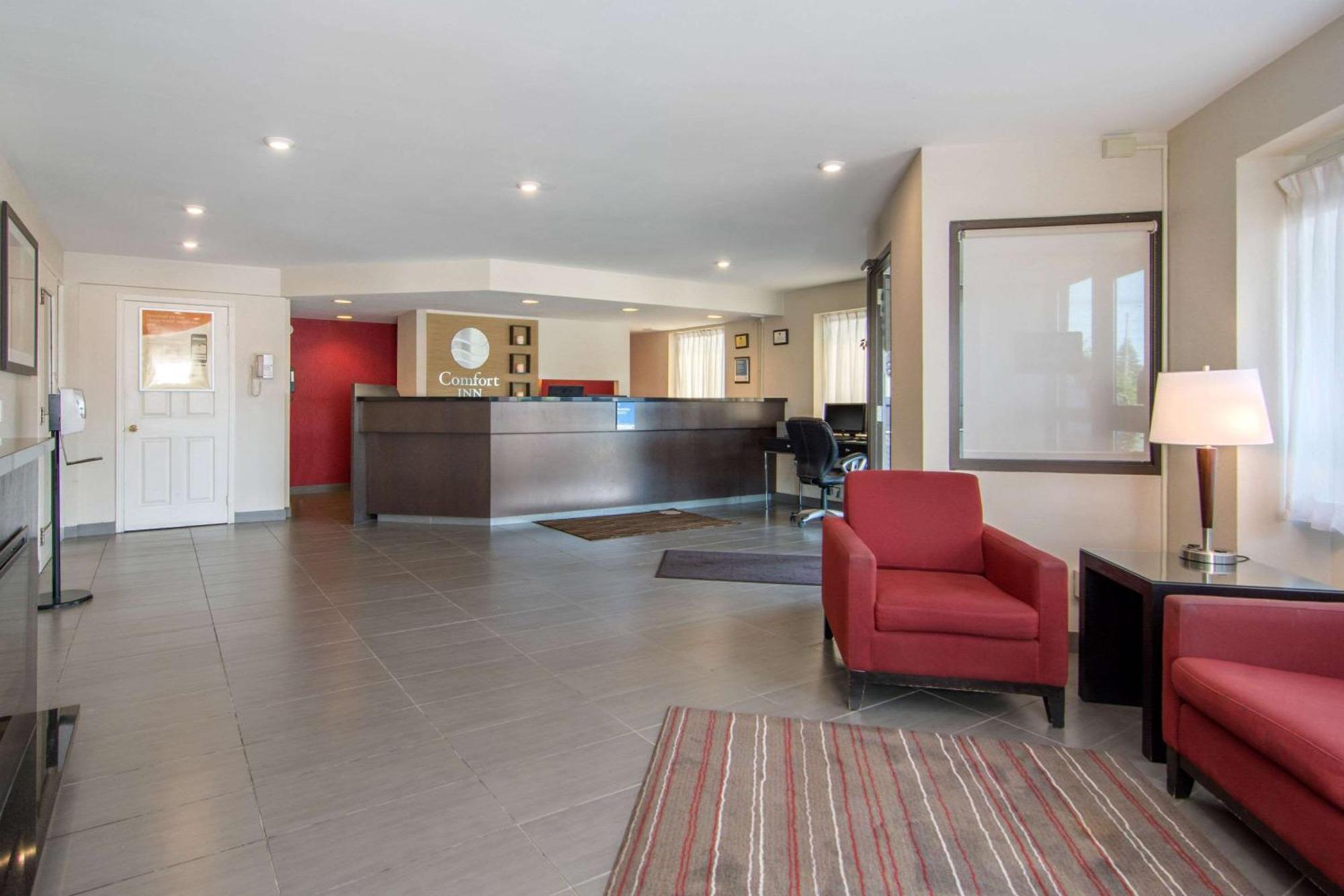 Comfort Inn Sudbury Bagian luar foto